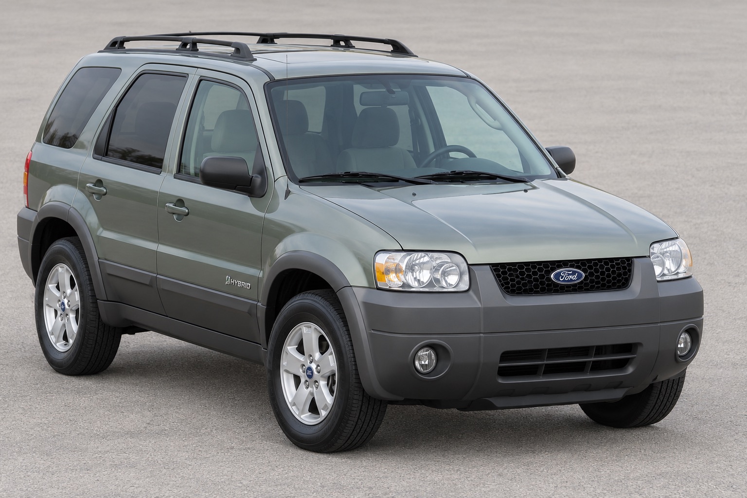 2006 Ford Escape Hybrid windshield replacement in Los Angeles, CA