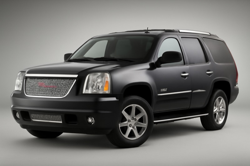 2010 GMC Yukon Denali windshield replacement in Los Angeles, CA