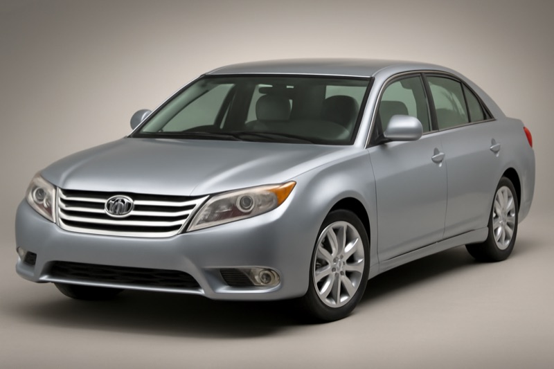 2011 Toyota Avalon windshield replacement in Los Angeles, CA