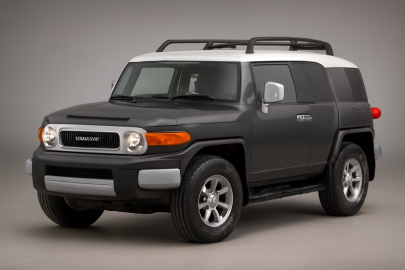 2013 Toyota FJ Cruiser windshield replacement in Los Angeles, CA