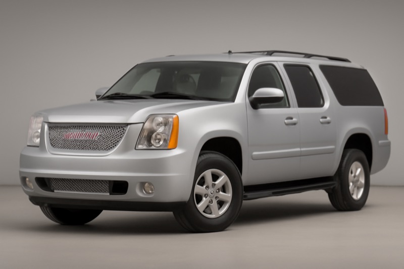 2014 GMC Yukon XL windshield replacement in Los Angeles, CA