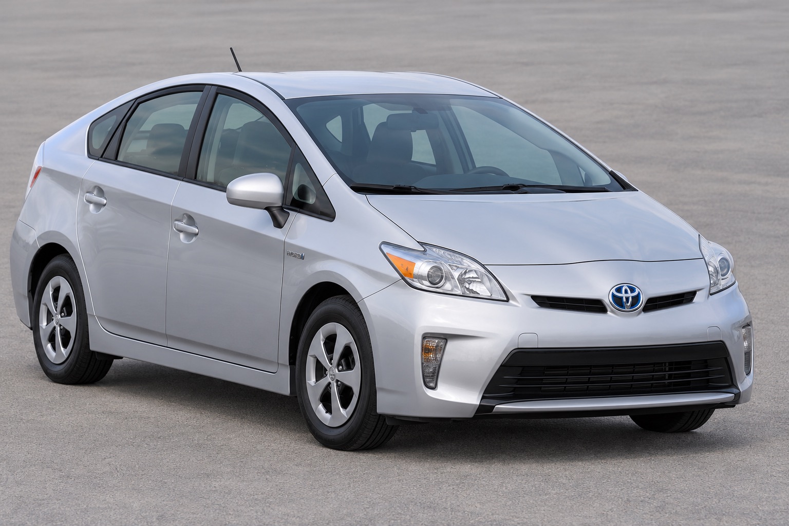 2015 Toyota Prius windshield replacement in Los Angeles, CA