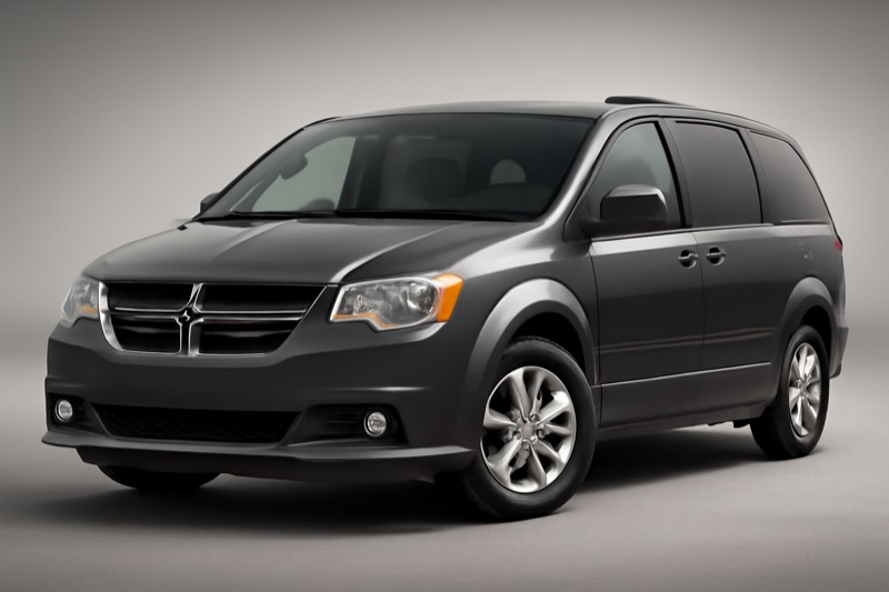 2017 Dodge Grand Caravan windshield replacement in Los Angeles, CA