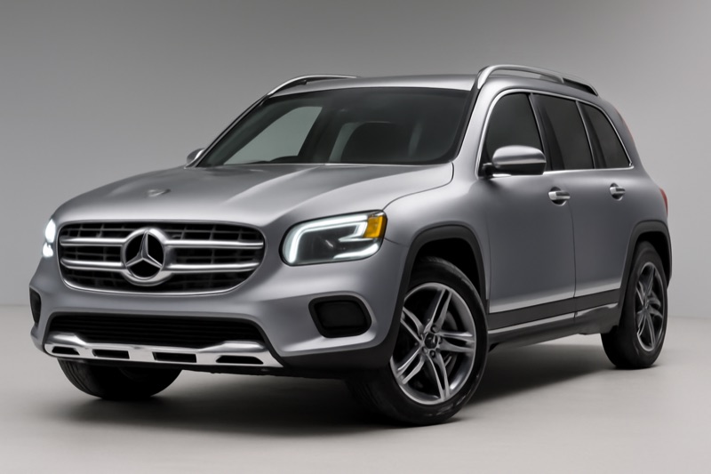 2022 Mercedes Benz GLB-Class windshield replacement in Los Angeles, CA