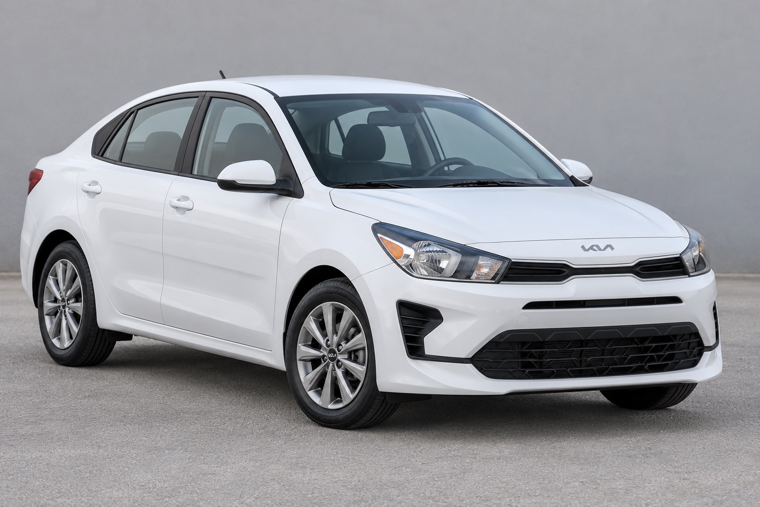 2023 Kia Rio windshield replacement in Los Angeles, CA
